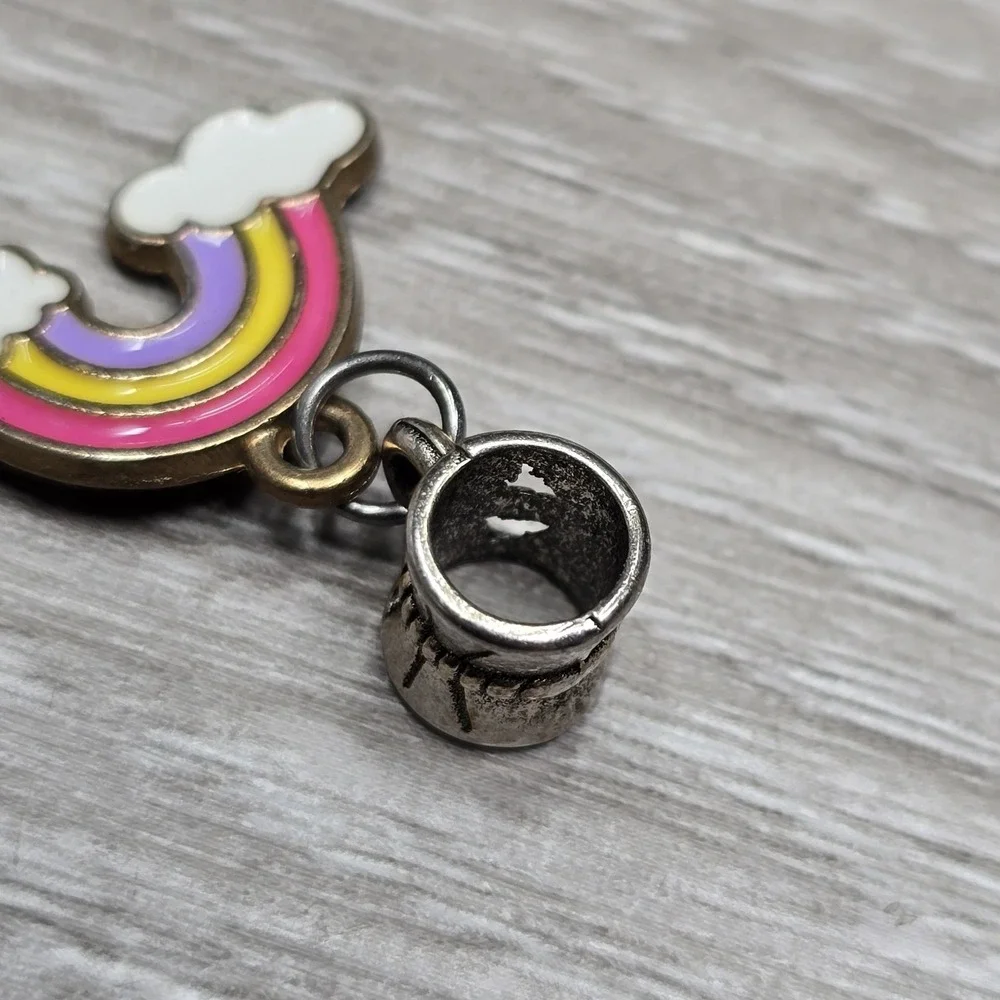 Dangling Rainbow Bracelet Charm Beautiful‎ 😍